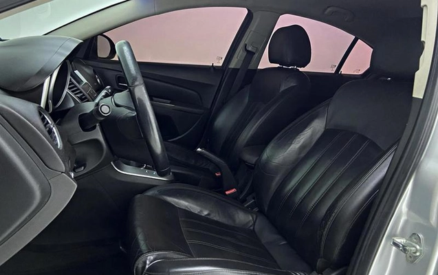 imagem-https://www.socarrao.com.br/sc-vehicle-images-prod/2891972/1789498597467-8317316_10_B_70d96272a1.jpeg