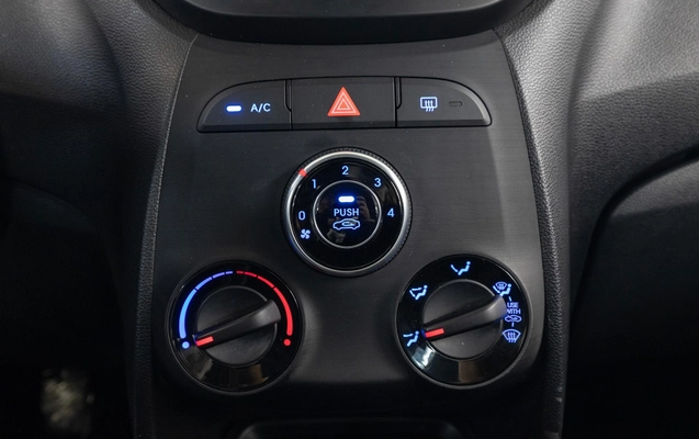 imagem-https://www.socarrao.com.br/sc-vehicle-images-prod/2891978/1788872665997-6f72bf1a20af4c8a891daaf29fd0773a_1786566220165.jpg