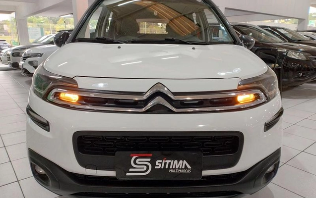 imagem-https://www.socarrao.com.br/sc-vehicle-images-prod/2891997/1787606483877-8324169_8_B_dd8213bfa3.jpeg