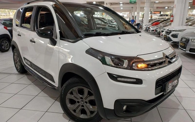 imagem-https://www.socarrao.com.br/sc-vehicle-images-prod/2891997/1787606483881-8324169_11_B_e4b28adca7.jpeg