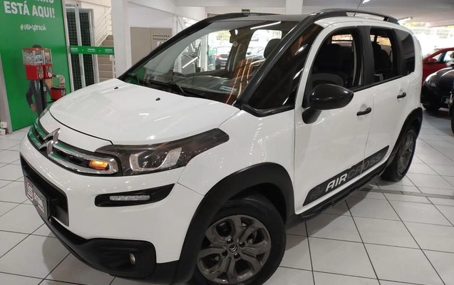 imagem-https://www.socarrao.com.br/sc-vehicle-images-prod/2891997/1787606483882-8324169_0_B_8d5ee081ea.jpeg