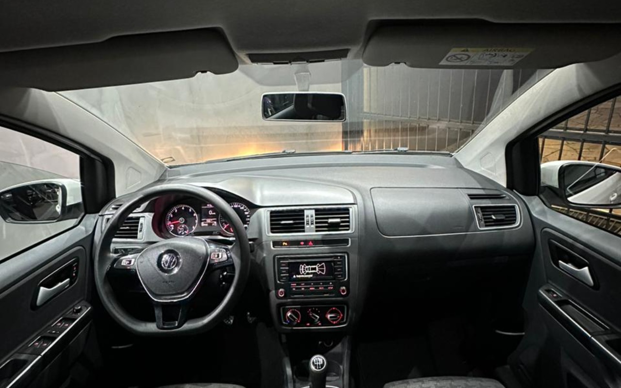 imagem-https://www.socarrao.com.br/sc-vehicle-images-prod/2892107/1785267053016-V2hhdHNBcHAgSW1hZ2UgMjAyNi0wNy0wOSBhdCAxNy4wMS4xMSAoNSkuanBlZw.jpeg