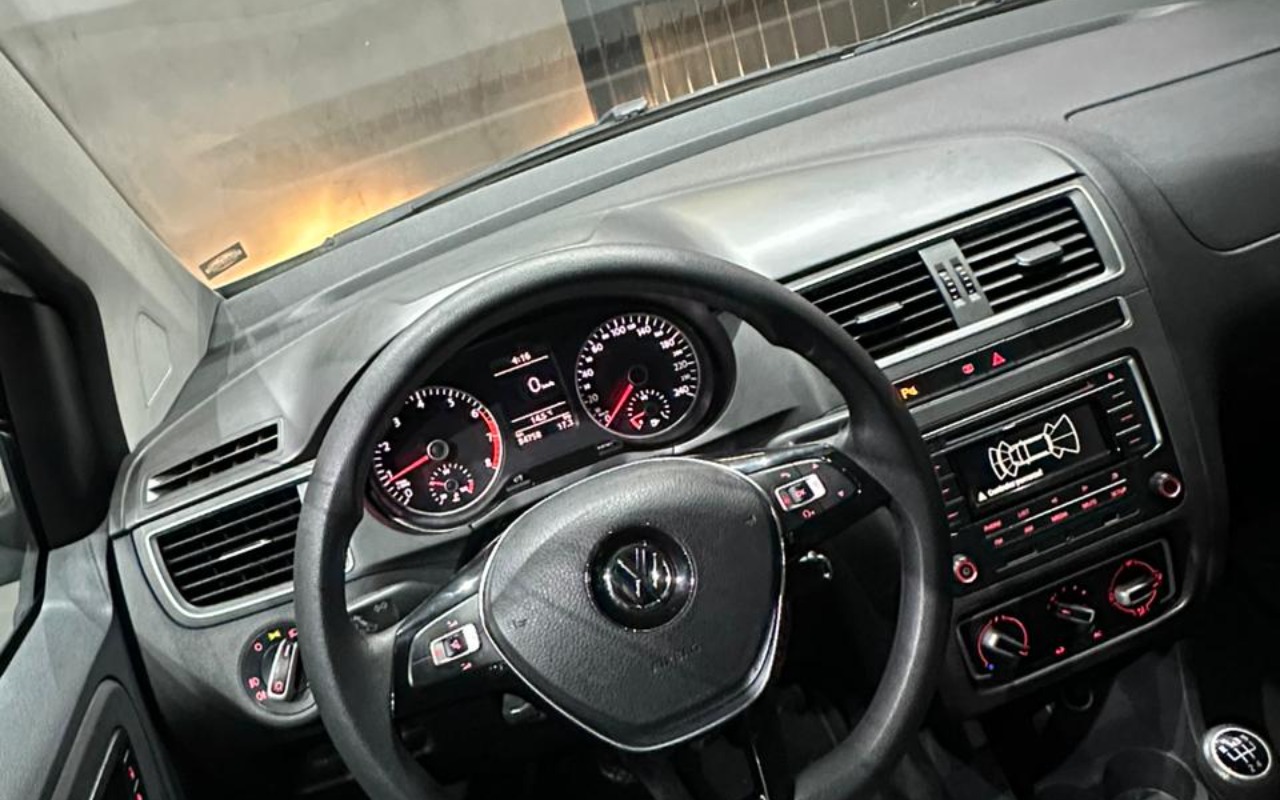imagem-https://www.socarrao.com.br/sc-vehicle-images-prod/2892107/1785267053494-V2hhdHNBcHAgSW1hZ2UgMjAyNi0wNy0wOSBhdCAxNy4wMS4xMSAoNikuanBlZw.jpeg