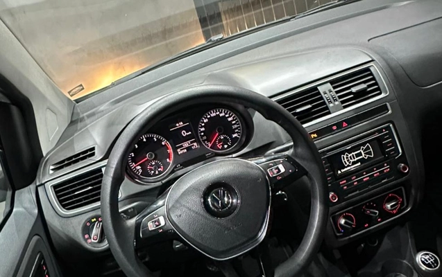 imagem-https://www.socarrao.com.br/sc-vehicle-images-prod/2892107/1785267053494-V2hhdHNBcHAgSW1hZ2UgMjAyNi0wNy0wOSBhdCAxNy4wMS4xMSAoNikuanBlZw.jpeg