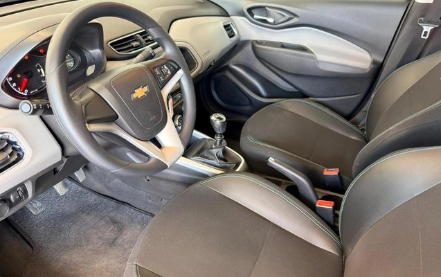 imagem-https://www.socarrao.com.br/sc-vehicle-images-prod/2892186/1789158606561-8260887_9_B_51ceae5e00.jpeg