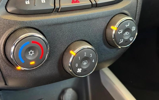 imagem-https://www.socarrao.com.br/sc-vehicle-images-prod/2892186/1789158606570-8260887_15_B_8613e69a14.jpeg