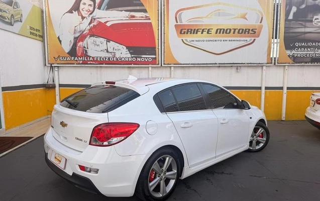 imagem-https://www.socarrao.com.br/sc-vehicle-images-prod/2892338/1785267790023-8324322_0_B_a9a4e612cb.jpeg