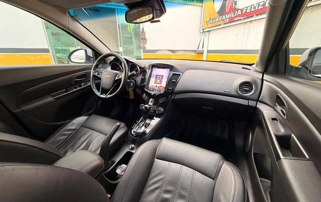 imagem-https://www.socarrao.com.br/sc-vehicle-images-prod/2892338/1785267790033-8324322_15_B_dcc71ab026.jpeg