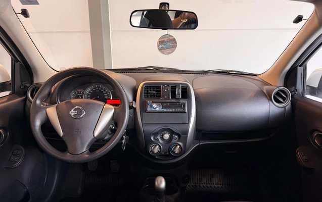imagem-https://www.socarrao.com.br/sc-vehicle-images-prod/2892347/1785267866714-372e20d4ad5a4200bc166db01d3787f7_1785267709492.jpg