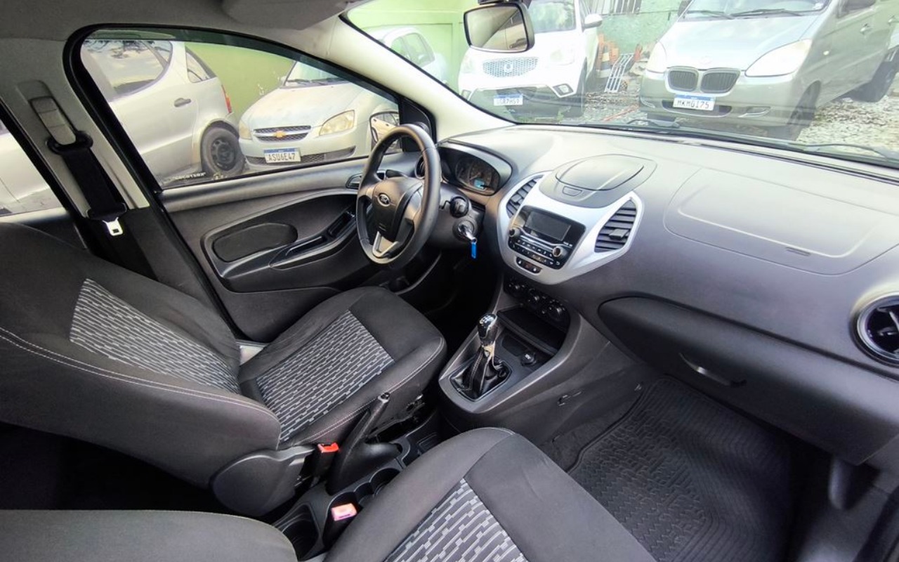 imagem-https://www.socarrao.com.br/sc-vehicle-images-prod/2892380/1786655574790-SU1HXzIwMjYwODEzXzE3MjQyMiAoQ29weSkuanBn.jpg