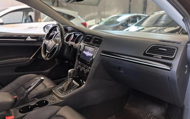 imagem-https://www.socarrao.com.br/sc-vehicle-images-prod/2892390/1789478989888-8260612_1_B_e1014b4df3.jpeg