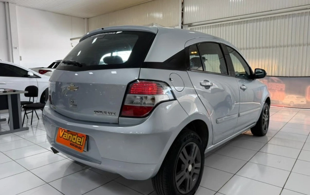 imagem-https://www.socarrao.com.br/sc-vehicle-images-prod/2892459/1785268908742-V2hhdHNBcHAgSW1hZ2UgMjAyNi0wNy0yOCBhdCAxNi4yMy4wNiAoMSkuanBlZw.jpeg