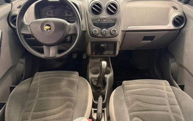 imagem-https://www.socarrao.com.br/sc-vehicle-images-prod/2892459/1785268909359-V2hhdHNBcHAgSW1hZ2UgMjAyNi0wNy0yOCBhdCAxNi4yMy4wNiAoNCkuanBlZw.jpeg