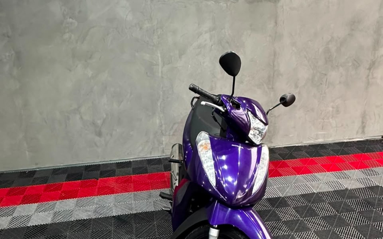 imagem-https://www.socarrao.com.br/sc-vehicle-images-prod/2892462/1785269012589-V2hhdHNBcHAgSW1hZ2UgMjAyNi0wNy0yMCBhdCAxNi4zNi4yMS5qcGVn.jpeg