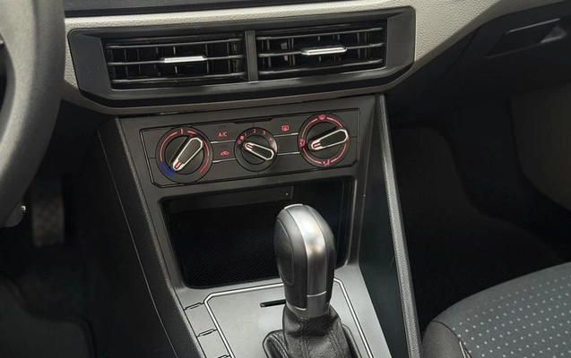 imagem-https://www.socarrao.com.br/sc-vehicle-images-prod/2892465/1785269428818-8215560_19_B_7b3d7ddf2c.jpeg