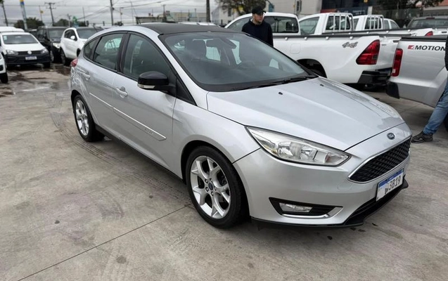 imagem-https://www.socarrao.com.br/sc-vehicle-images-prod/2892476/1785271519388-8295680_1_B_611c9385d7.jpeg