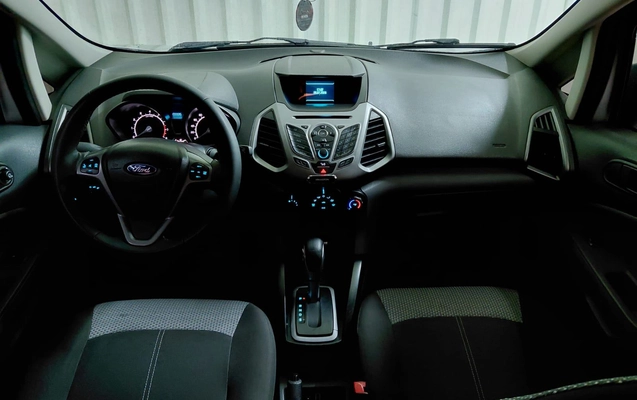 imagem-https://www.socarrao.com.br/sc-vehicle-images-prod/2892507/1786738221060-3c00bf051cb74591893fa54272adc8d2_1785269612729.jpg