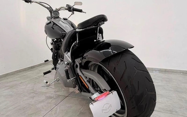 imagem-https://www.socarrao.com.br/sc-vehicle-images-prod/2892543/1787770578561-8320304_8_B_83c1d4a4a4.jpeg