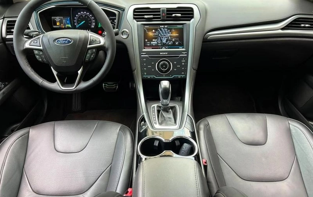imagem-https://www.socarrao.com.br/sc-vehicle-images-prod/2892569/1788265320640-8323825_3_B_239010e586.jpeg