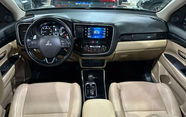 imagem-https://www.socarrao.com.br/sc-vehicle-images-prod/2892806/1786124026128-gb-9b2dc2d.jpeg