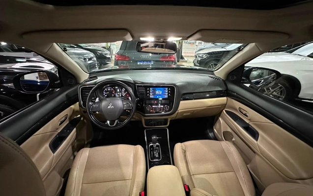 imagem-https://www.socarrao.com.br/sc-vehicle-images-prod/2892806/1786124026130-gb-0ec40fd.jpeg