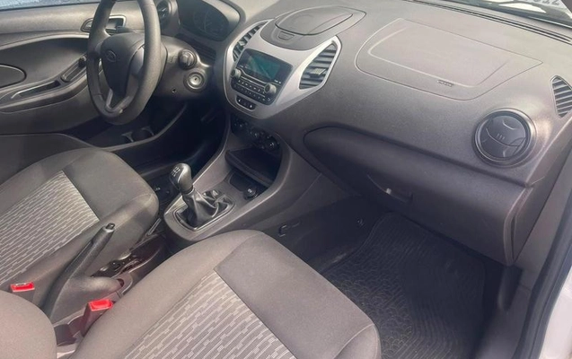 imagem-https://www.socarrao.com.br/sc-vehicle-images-prod/2893001/1786629956185-8308511_7_B_05b8383f5e.jpeg