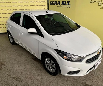 Chevrolet Onix 2018 Branco — foto 1 de 3