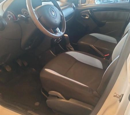 imagem-https://www.socarrao.com.br/sc-vehicle-images-prod/2893077/1788629955197-8264610_2_B_81ab9e385d.jpeg