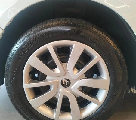 imagem-https://www.socarrao.com.br/sc-vehicle-images-prod/2893077/1788629955211-8264610_0_B_19437ba4a4.jpeg