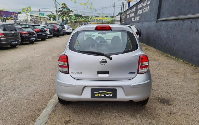 imagem-https://www.socarrao.com.br/sc-vehicle-images-prod/2893080/1789216201532-8324832_6_B_566ed51105.jpeg