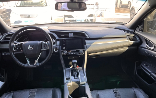 imagem-https://www.socarrao.com.br/sc-vehicle-images-prod/2893102/1788296260198-adbbb98923bd4256b61b0bbab903e5a1_1785255473395.jpg