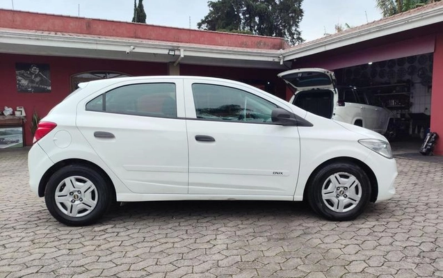 imagem-https://www.socarrao.com.br/sc-vehicle-images-prod/2893211/1786626251191-8324935_10_B_59ac7d6c0e.jpeg