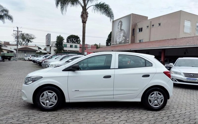 imagem-https://www.socarrao.com.br/sc-vehicle-images-prod/2893211/1786626251209-8324935_8_B_cca99b5f41.jpeg