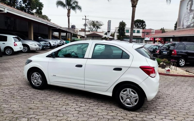 imagem-https://www.socarrao.com.br/sc-vehicle-images-prod/2893211/1786626251213-8324935_6_B_091c74e08d.jpeg