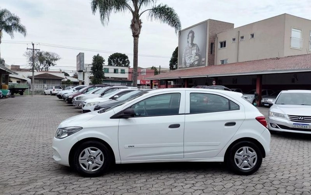 imagem-https://www.socarrao.com.br/sc-vehicle-images-prod/2893211/1786626251219-8324935_10_B_96c1b2f479.jpeg