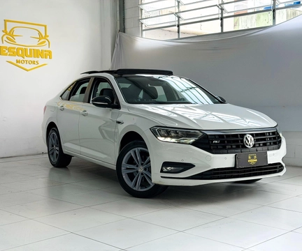 Volkswagen Jetta 2020 Branco — foto 1 de 3
