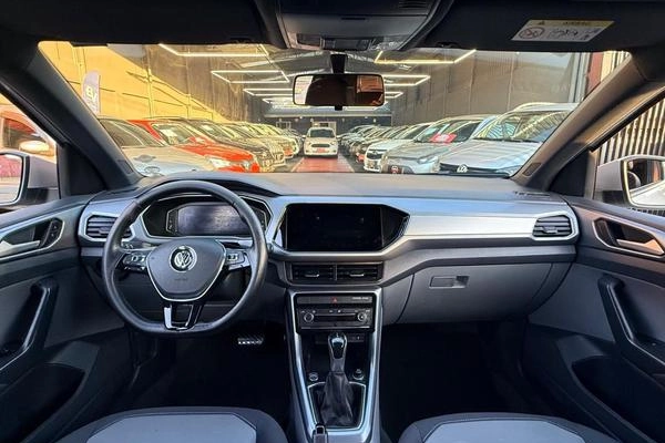 imagem-https://www.socarrao.com.br/sc-vehicle-images-prod/2893797/1785962709792-8324923_9_B_315747d93f.jpeg