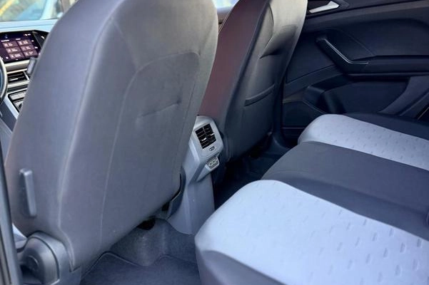 imagem-https://www.socarrao.com.br/sc-vehicle-images-prod/2893797/1785962709803-8324923_14_B_2c7f7e4af4.jpeg