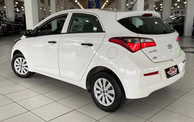 imagem-https://www.socarrao.com.br/sc-vehicle-images-prod/2893827/1788549426347-8325120_11_B_0253451d6b.jpeg