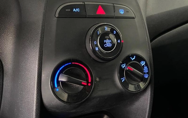 imagem-https://www.socarrao.com.br/sc-vehicle-images-prod/2893827/1788549426360-8325120_18_B_a250fec77d.jpeg