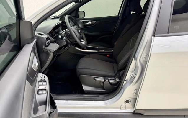 imagem-https://www.socarrao.com.br/sc-vehicle-images-prod/2893886/1787092581658-8325113_14_B_1b1eb3145d.jpeg