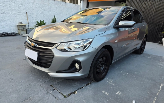 imagem-https://www.socarrao.com.br/sc-vehicle-images-prod/2893920/1785274798909-V2hhdHNBcHAgSW1hZ2UgMjAyNi0wNi0wNiBhdCAxMi41My4zOC5qcGVn.jpeg