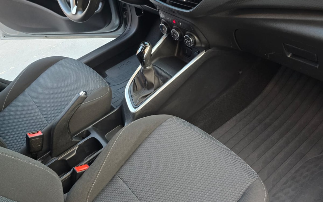 imagem-https://www.socarrao.com.br/sc-vehicle-images-prod/2893920/1785274799841-V2hhdHNBcHAgSW1hZ2UgMjAyNi0wNi0wNiBhdCAxMi41My40MC5qcGVn.jpeg