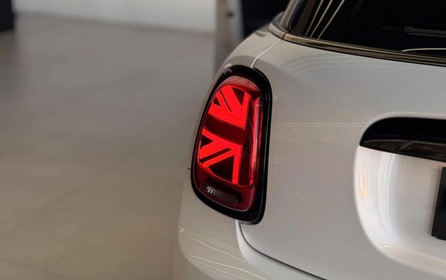 imagem-https://www.socarrao.com.br/sc-vehicle-images-prod/2895800/1787767959810-8317214_6_B_ed7d51a0e0.jpeg