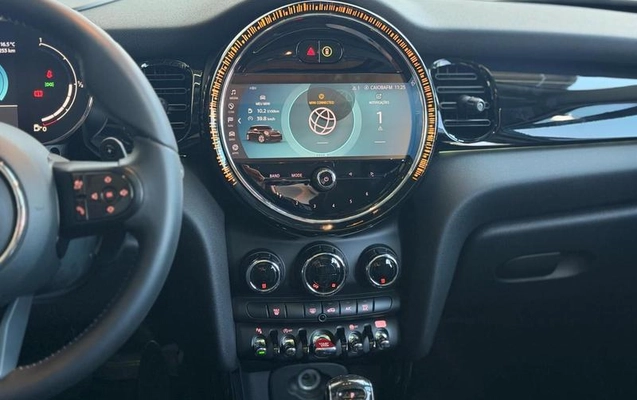 imagem-https://www.socarrao.com.br/sc-vehicle-images-prod/2895800/1787767959815-8317214_13_B_e9f45b4395.jpeg