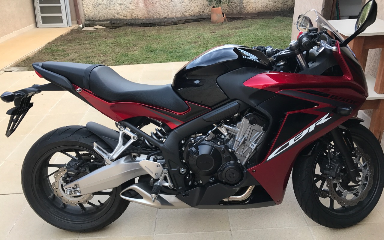 Honda CBR 650F 2017 Preto — foto 1 de 3
