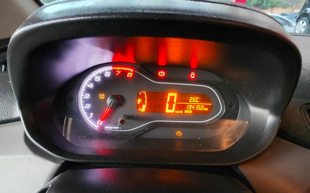 imagem-https://www.socarrao.com.br/sc-vehicle-images-prod/2896689/1785283117581-V2hhdHNBcHAgSW1hZ2UgMjAyNi0wNy0yOCBhdCAxOC4xNS4yOSAoMSkuanBlZw.jpeg
