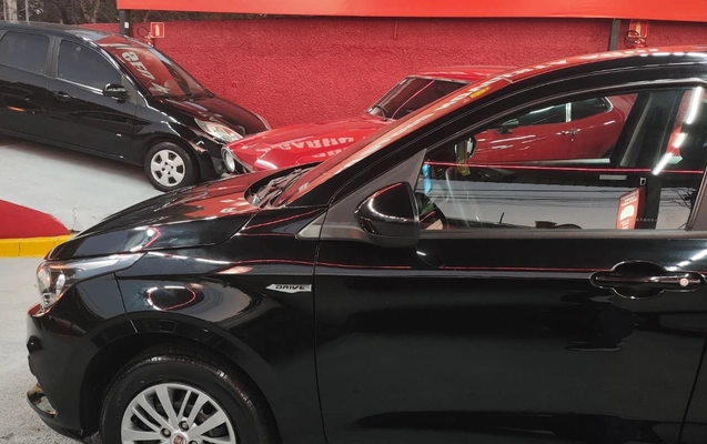imagem-https://www.socarrao.com.br/sc-vehicle-images-prod/2896692/1785283287240-V2hhdHNBcHAgSW1hZ2UgMjAyNi0wNy0yOCBhdCAxOC4xMy41OCAoMSkuanBlZw.jpeg