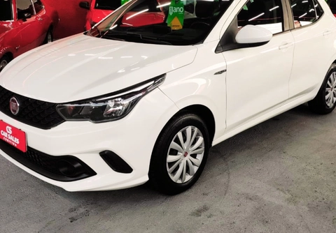 Fiat Argo DRIVE 1.0 6V Flex 2018 Branco — foto 1 de 3