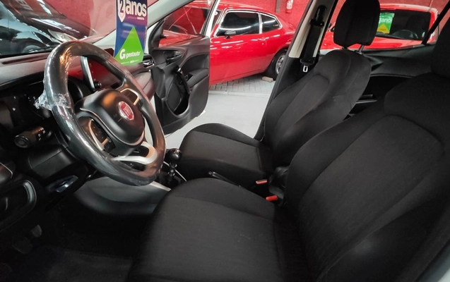 imagem-https://www.socarrao.com.br/sc-vehicle-images-prod/2896696/1785283406732-V2hhdHNBcHAgSW1hZ2UgMjAyNi0wNy0yOCBhdCAxOC4xNC4zOCAoMykuanBlZw.jpeg